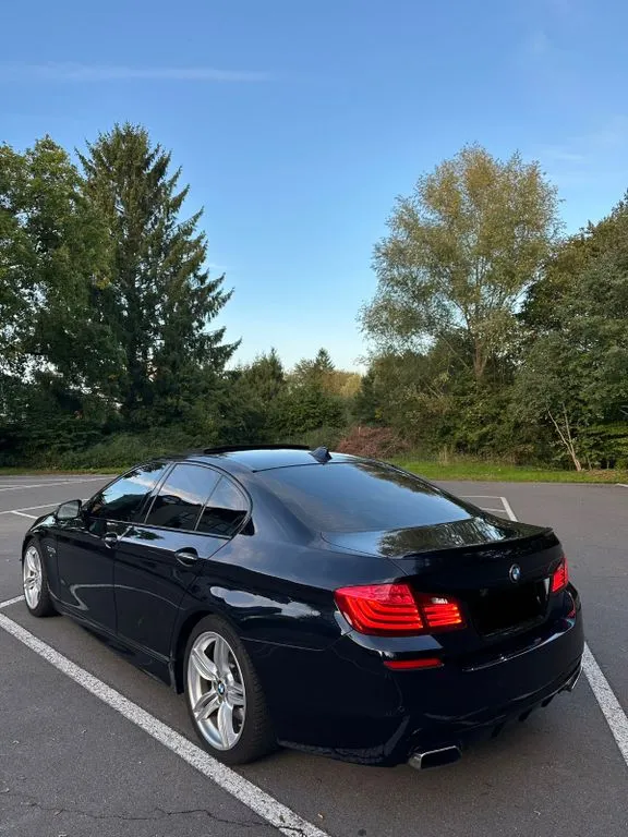 BMW 525