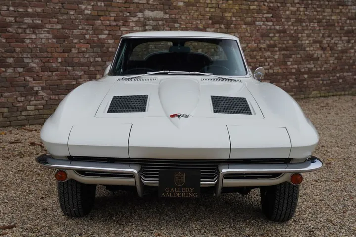 Corvette C2