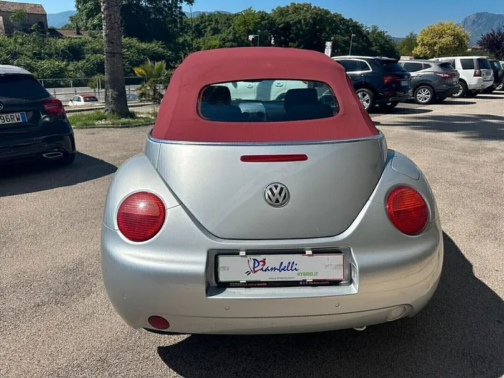 Volkswagen New Beetle