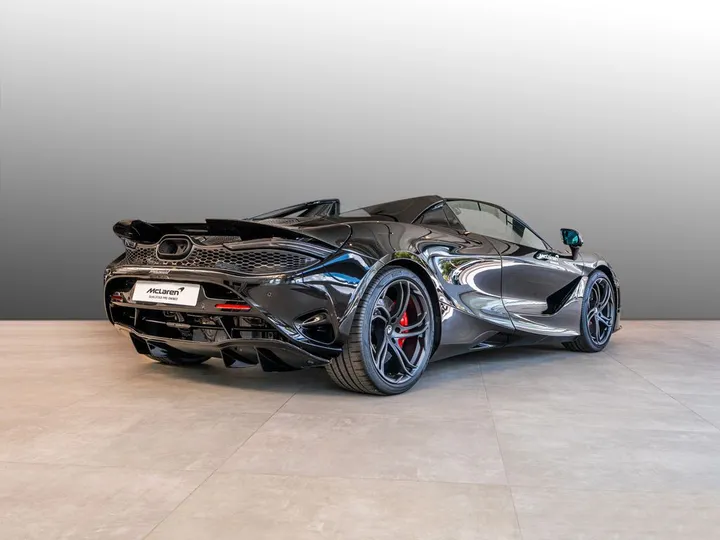McLaren 750S