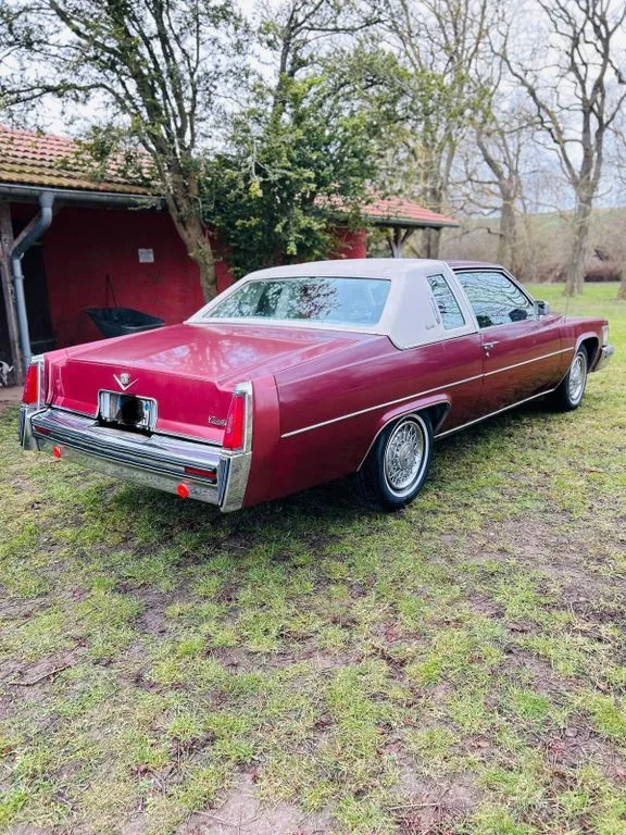 Cadillac Deville