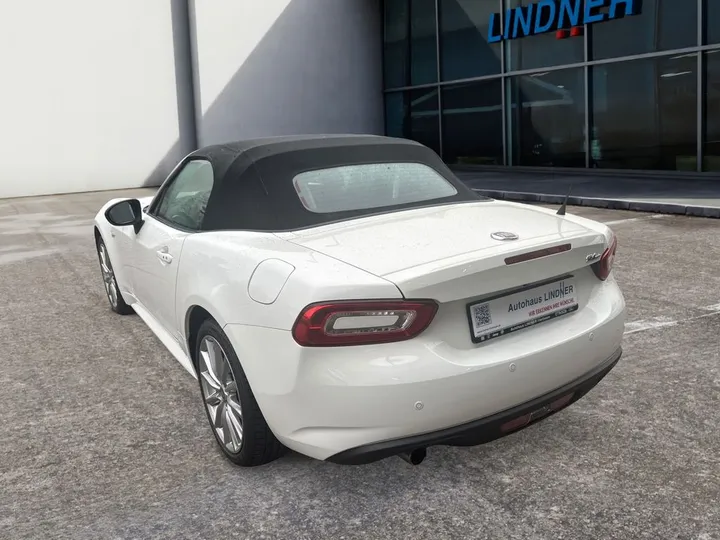 Fiat 124 Spider