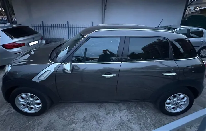 MINI Countryman D (Cooper)