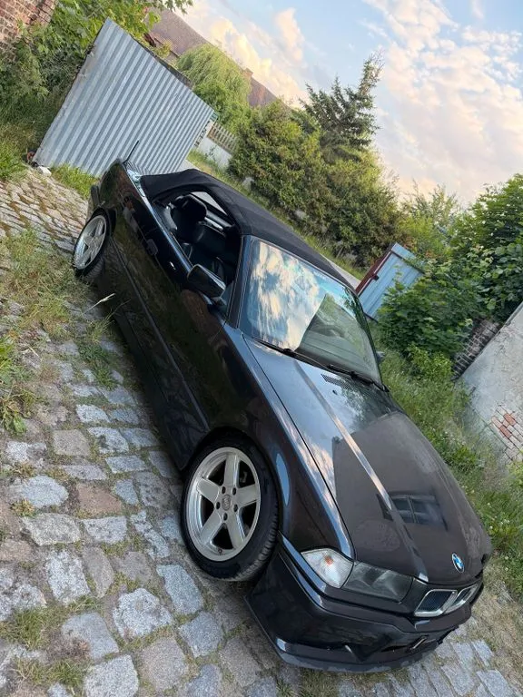 BMW 325