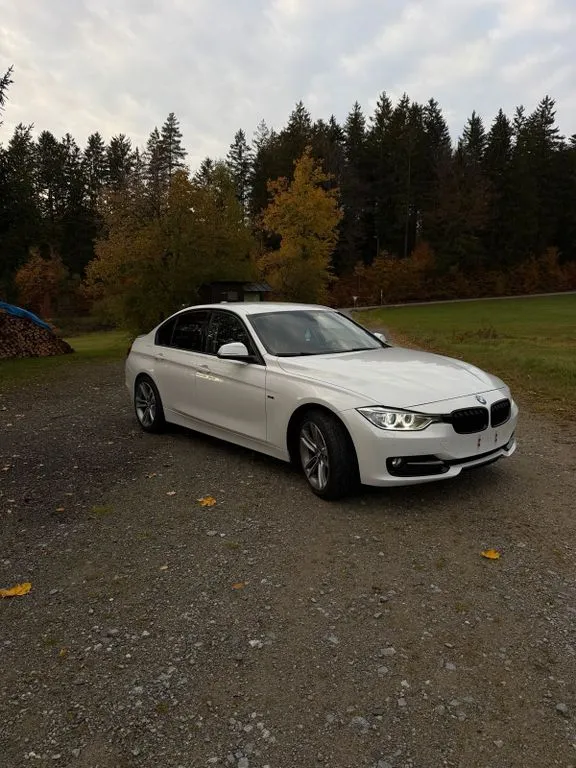 BMW 320