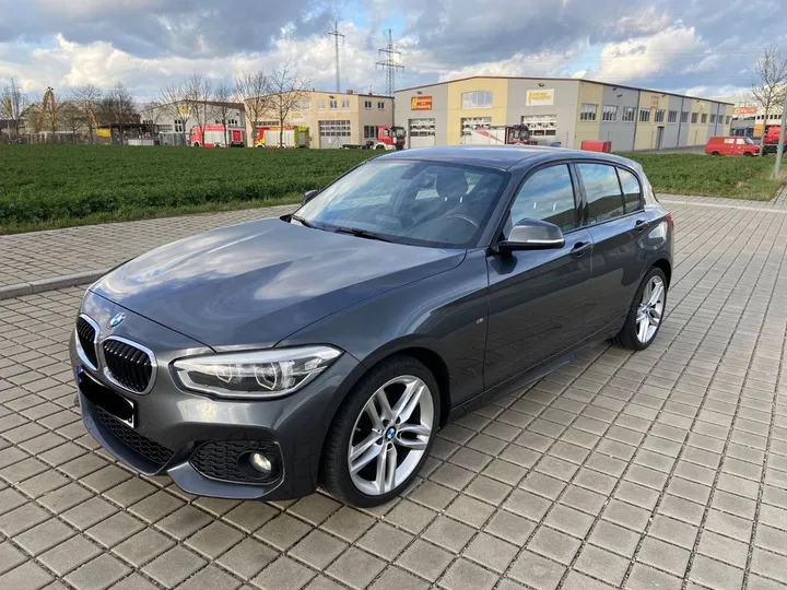 BMW 120