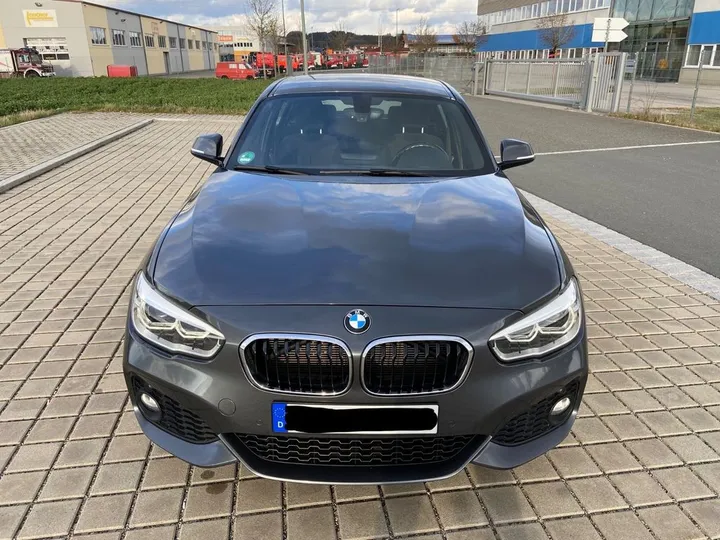 BMW 120