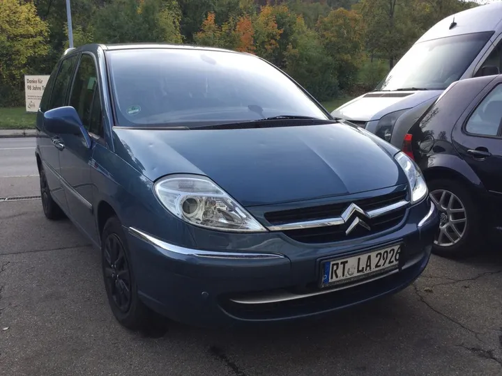 Citroën C8