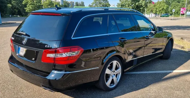 Mercedes-Benz E 250