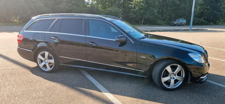 Mercedes-Benz E 250