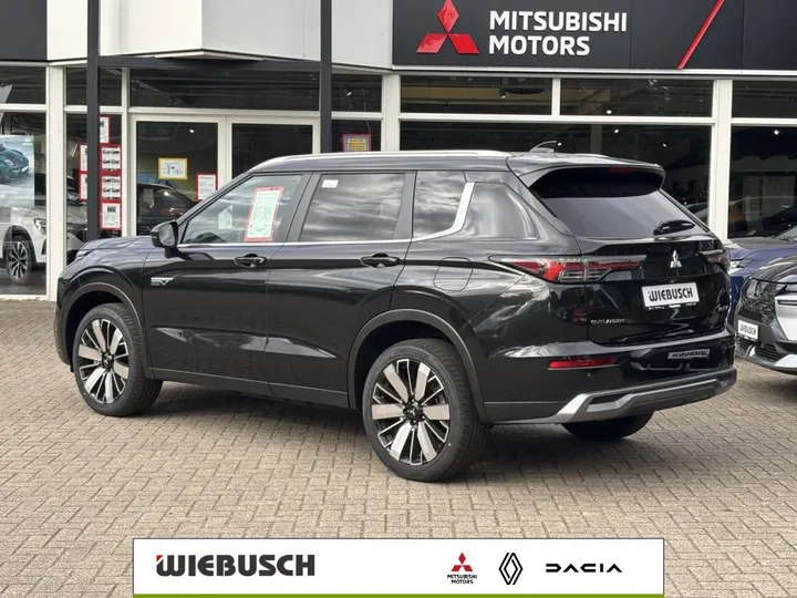 Mitsubishi Plug-in Hybrid Outlander