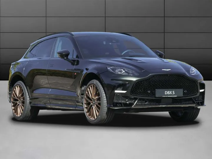 Aston Martin DBX