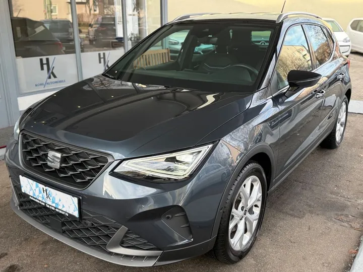 Seat Arona