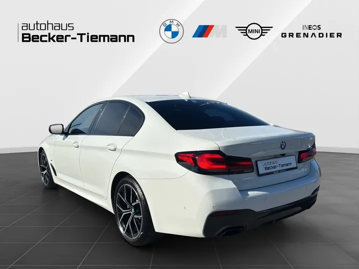 BMW 530