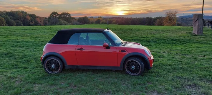 MINI Cooper Cabrio