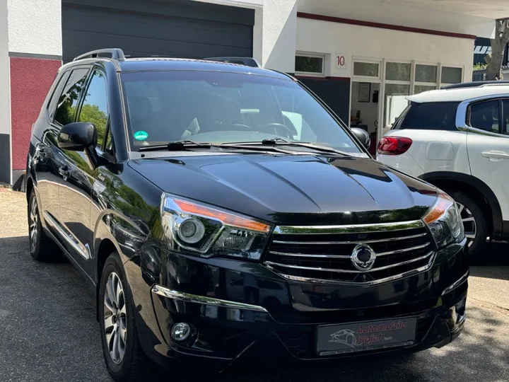 Ssangyong Rodius