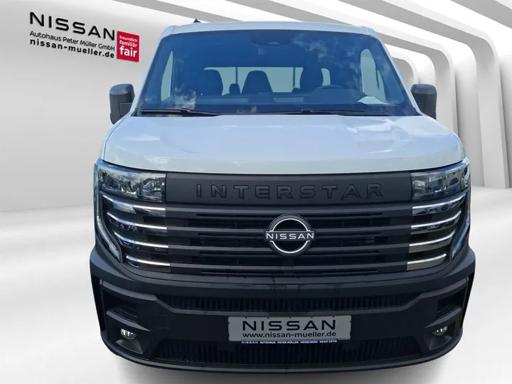 Nissan Interstar