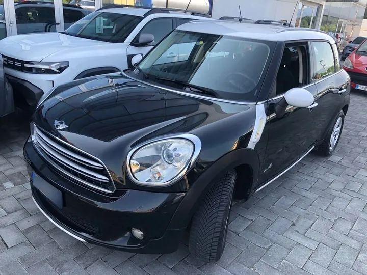 MINI Countryman D (Cooper)