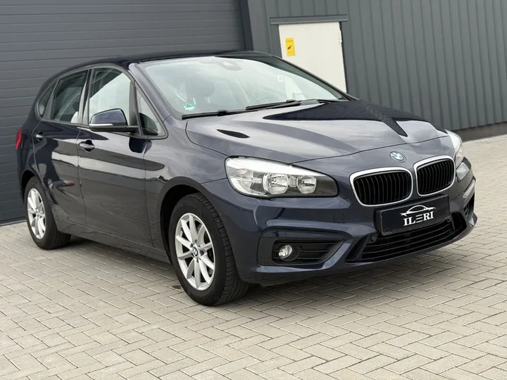 BMW 218