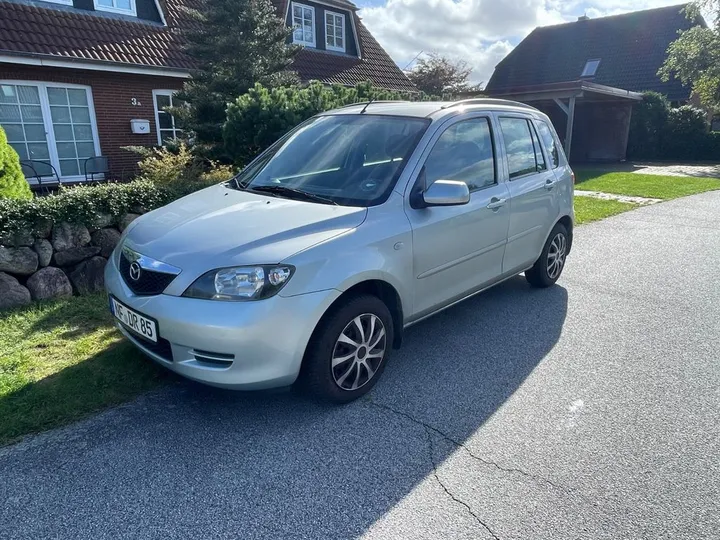 Mazda 2