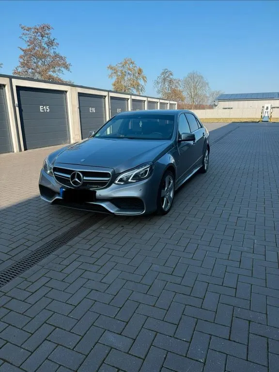 Mercedes-Benz E 63 AMG