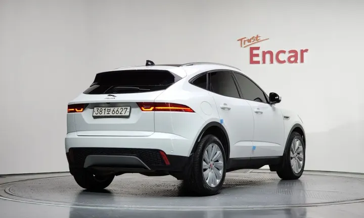 Jaguar E-PACE
