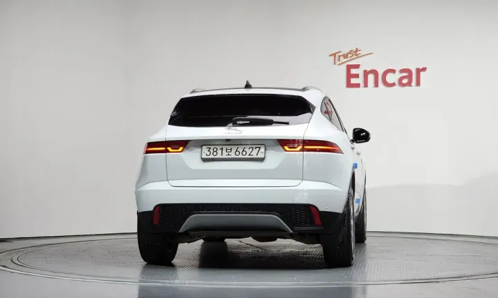 Jaguar E-PACE