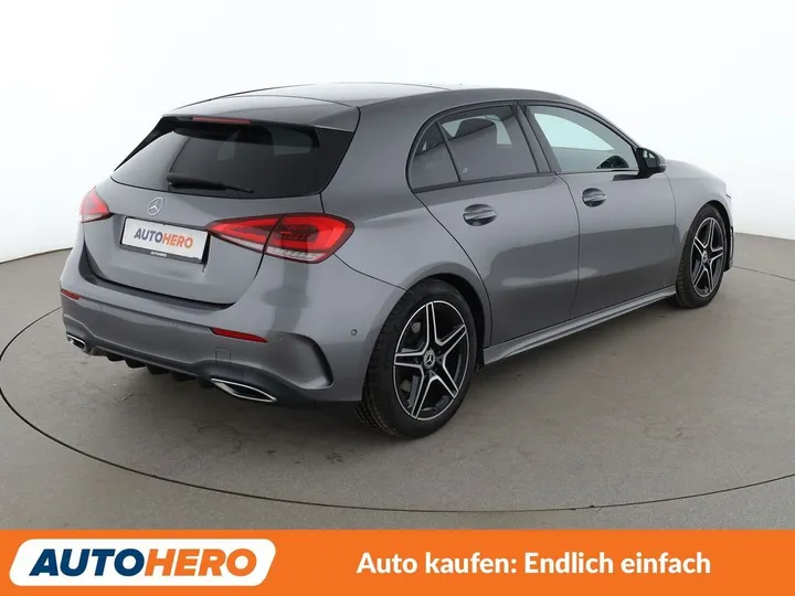 Mercedes-Benz A 220