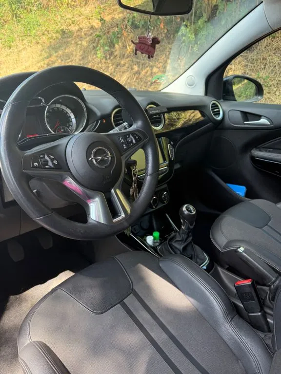 Opel Adam