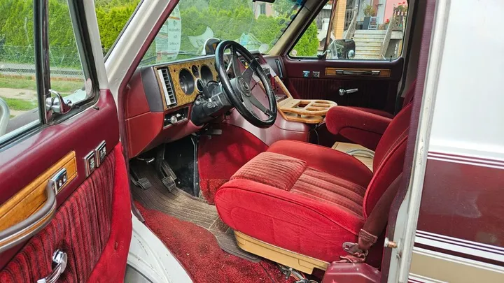 Chevrolet Chevy Van