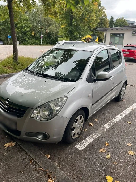 Opel Agila