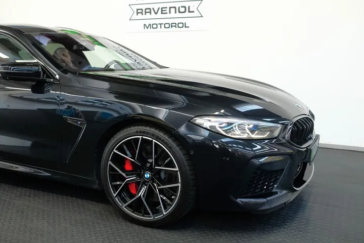 BMW M8