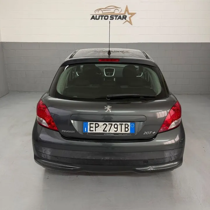 Peugeot 207