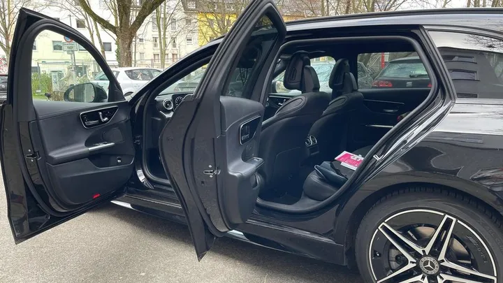 Mercedes-Benz 200