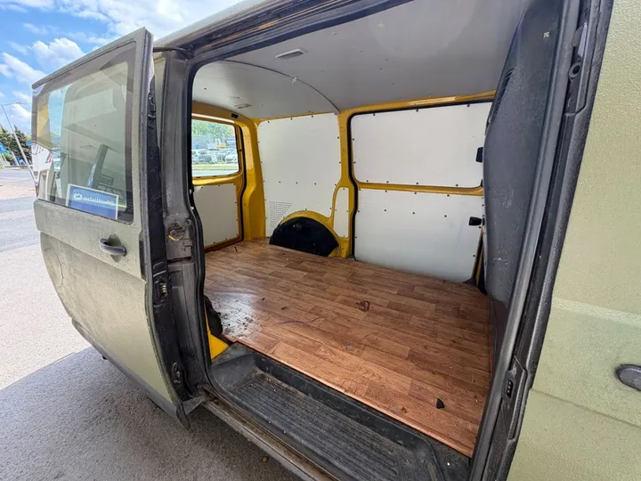 Volkswagen T5 Transporter