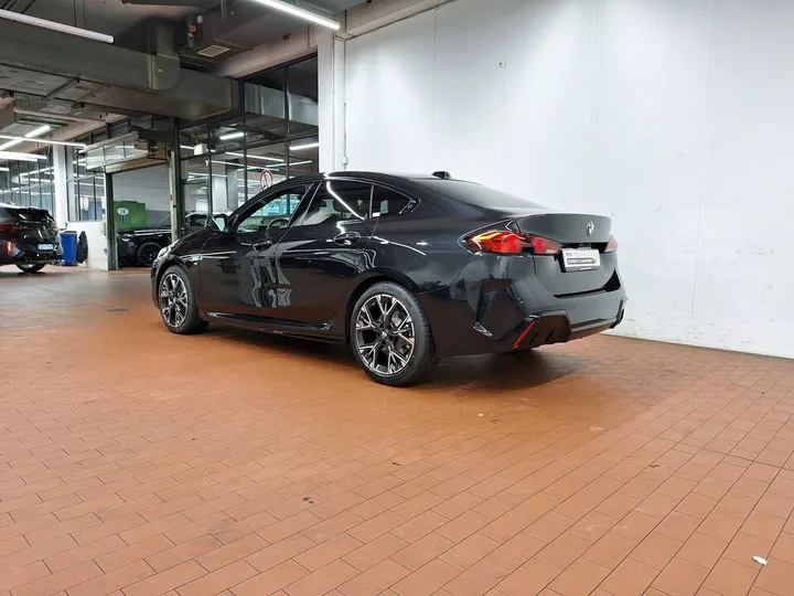 BMW 223 Gran Coupé