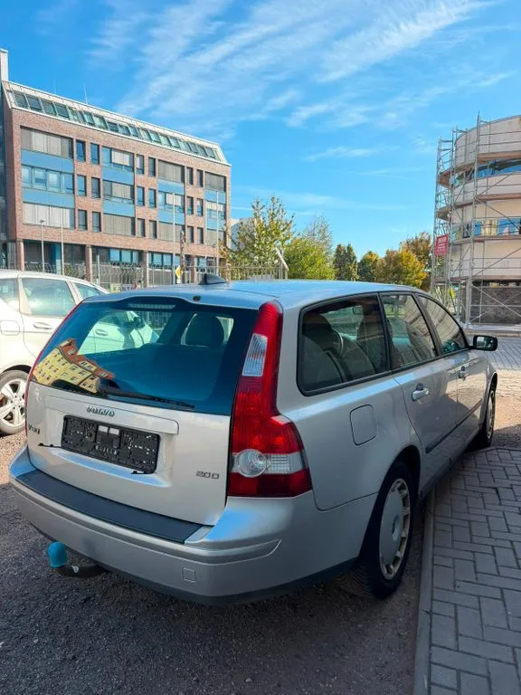 Volvo V50