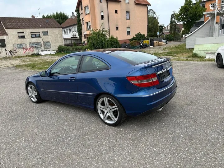 Mercedes-Benz CLC 200