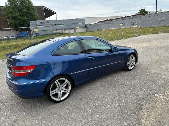 Mercedes-Benz CLC 200