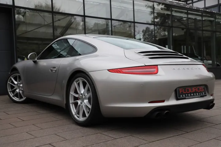 Porsche 991