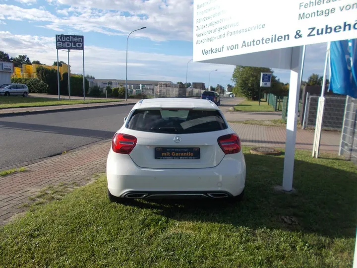 Mercedes-Benz A 180