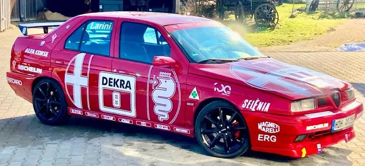 Alfa Romeo 155