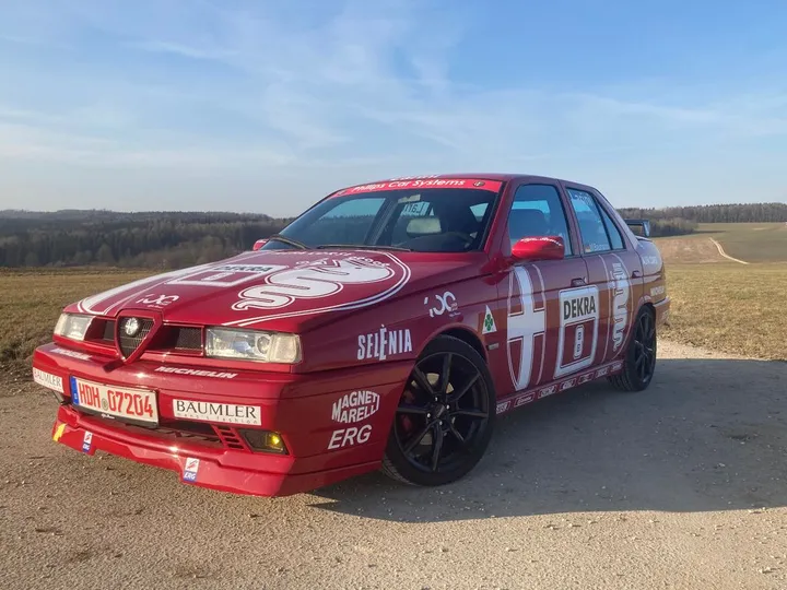 Alfa Romeo 155