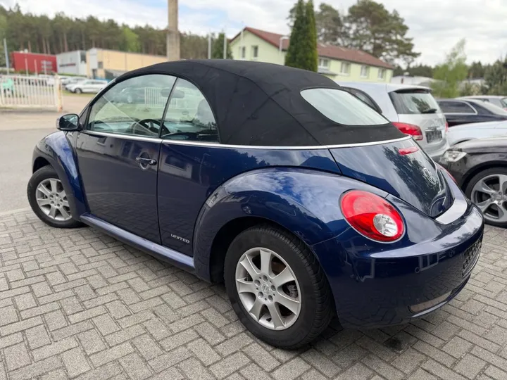 Volkswagen New Beetle