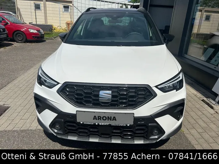 Seat Arona