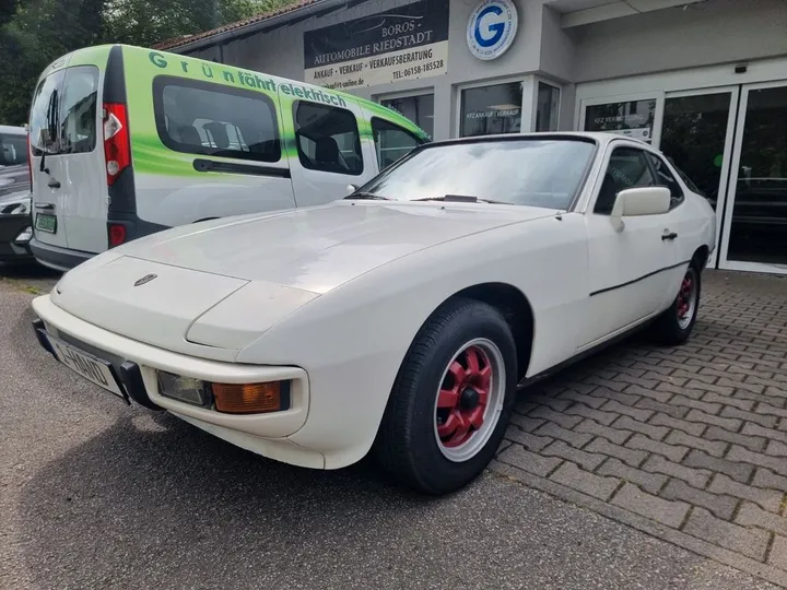 Porsche 924