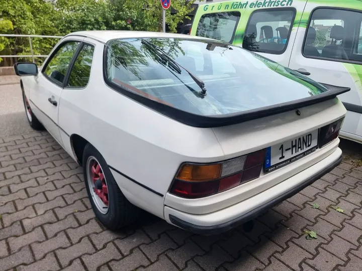 Porsche 924