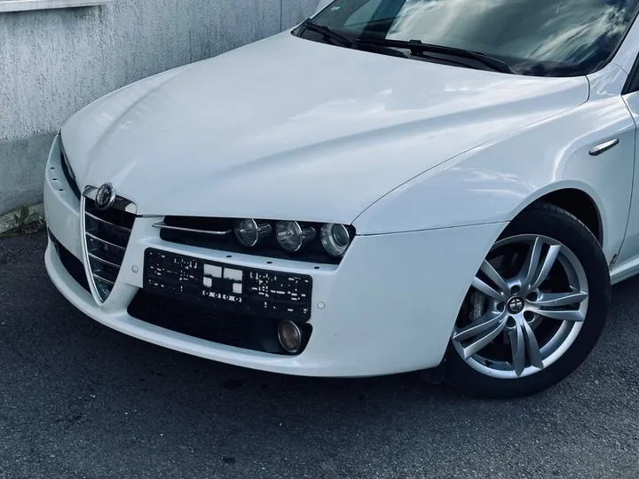 Alfa Romeo 159