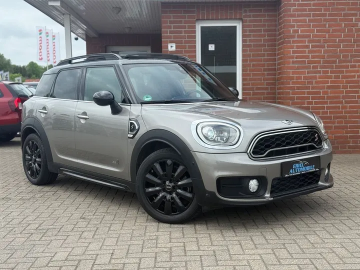 MINI Countryman S (Cooper)