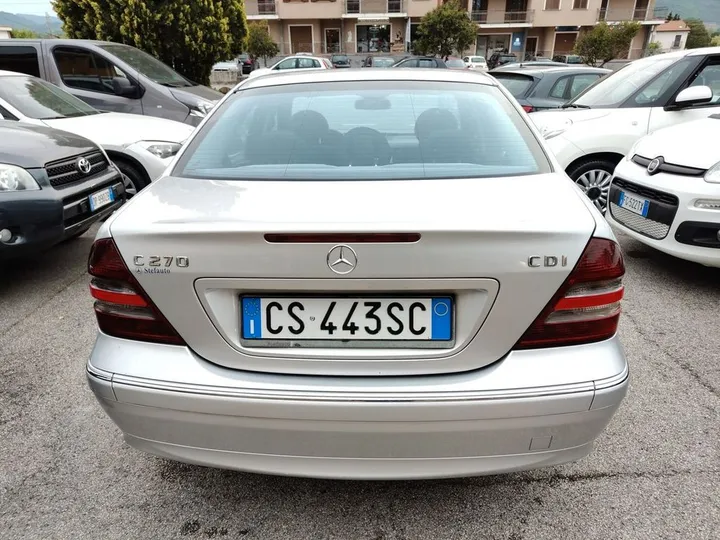 Mercedes-Benz C 270
